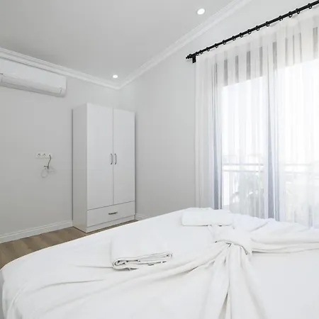 Villa Secluded With Private Pool In *