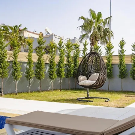 Secluded With Private Pool In Villa Antalya