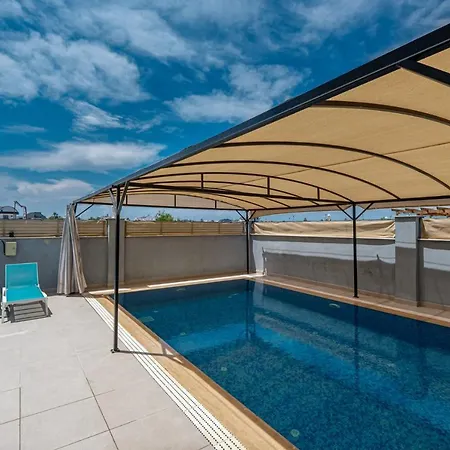 Villa Secluded With Private Pool In Antalya